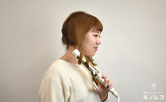 おすすめヘアアレンジ横姿ビッグスパイラルカール画像