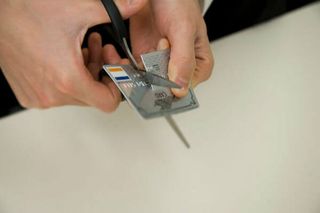 カードローンを解約する時のポイントを解説!完済したらすぐ解約したほうが良い?