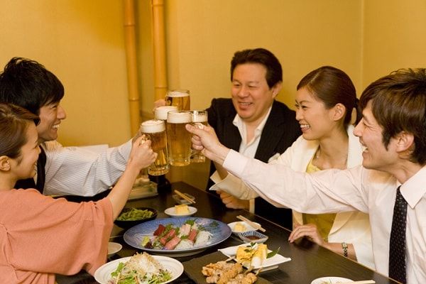 美味しく食べてポイントを貯めよう、クレジットカードに対応したお店