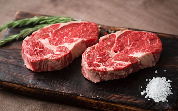 塩気が強い×結晶が大きい塩=牛肉や赤身の魚などに