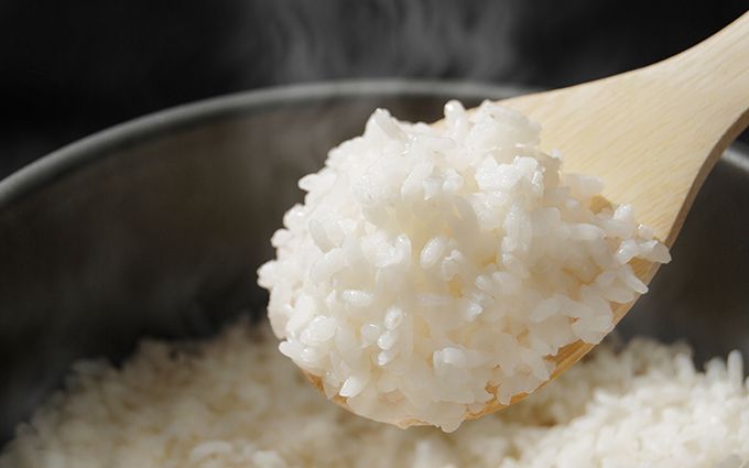 炊飯器でお米が炊き上がった画像