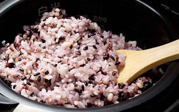 炊飯器で御赤飯を炊いた画像