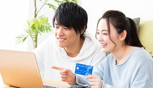dカード GOLDの家族カードは持っているだけでお得!審査方法・メリットも合わせて解説