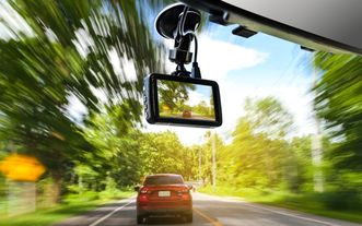 ドライブレコーダーおすすめ16選｜機能別ランキング！前後や360°など選び方も【2020年】