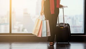 JALカードを特約店で使うとマイルが2倍貯まってお得！特約店の探し方やマイルの三重取りも紹介