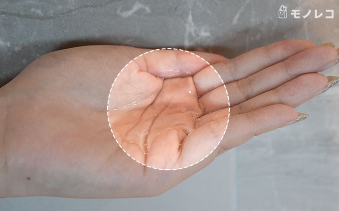 モイストタイプのジョアーロのシャンプー液体画像