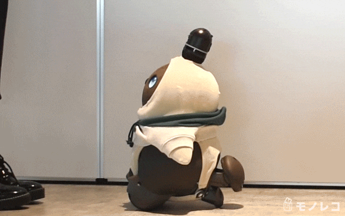甘えるLOVOT(ラボット)の動画
