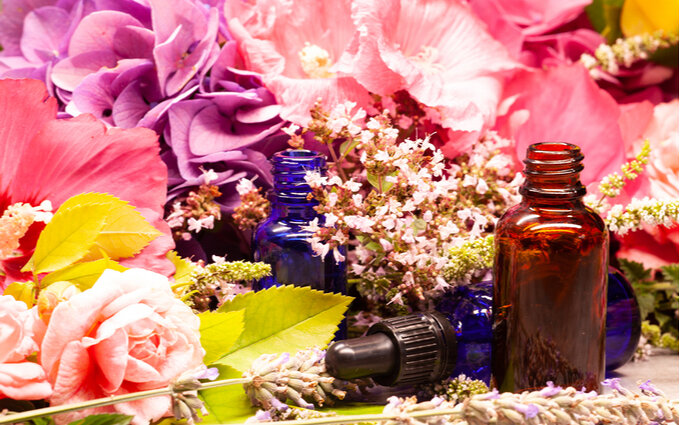 アロマオイルおすすめ21選 香りの種類別 アロマエキスパートが効能を解説 モノレコ By Ameba