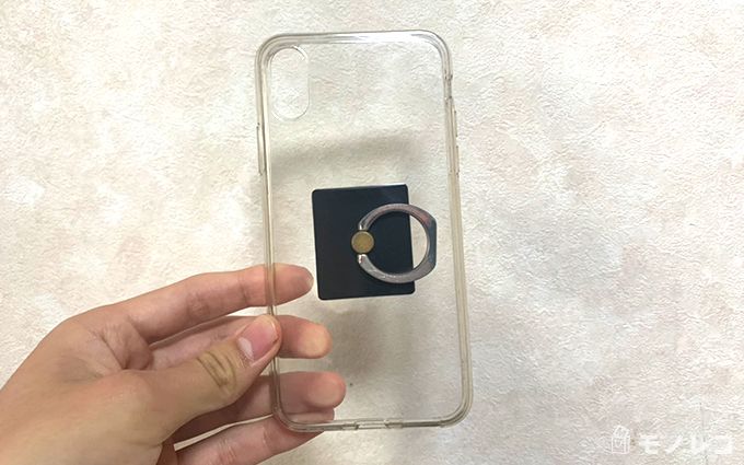 透明なスマホケースの画像