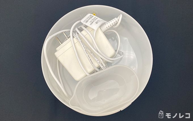 無印良品超音波うるおいアロマディフューザーに付属品を収納した画像