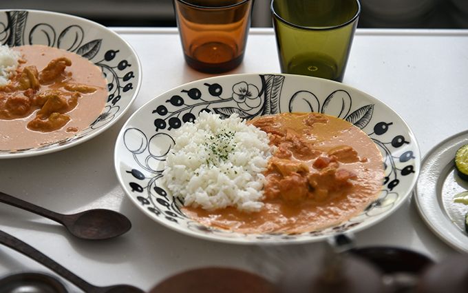 カレーが盛られた画像
