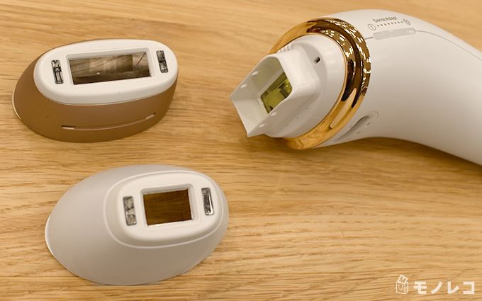 家庭用脱毛器とアタッチメントの画像