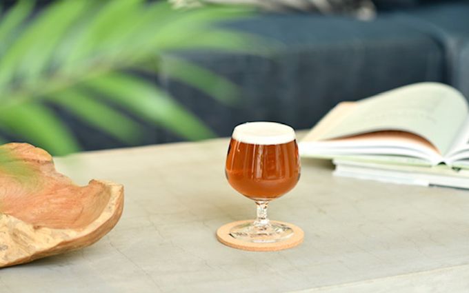 ビールの入ったグラスの画像