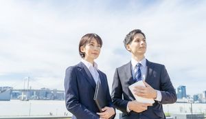 銀行員からの転職は難しい?おすすめの業界や転職を成功させる方法を解説