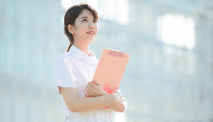 看護師転職サイトは使わない方がいい?使うべき人の特徴や上手な使い方も解説