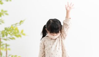 保育園看護師の給料は安い?平均給与、年収を上げる方法も解説