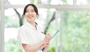 看護師に必要な能力は7つ!習得するポイントや悩んだ時の対処法も解説