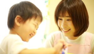 ベビーシッターや家事代行をスマホで頼める「キッズライン」の特徴や魅力を紹介