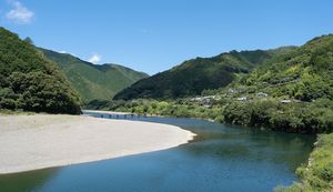 高知県四万十市の特徴や人気のふるさと納税返礼品をご紹介