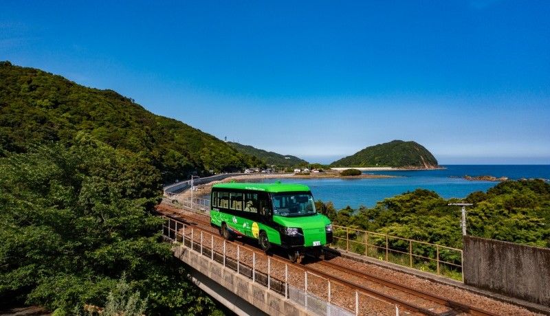 世界初のDMV本格営業運行を実現した阿佐海岸鉄道！その特徴や乗り方、沿線情報をご紹介